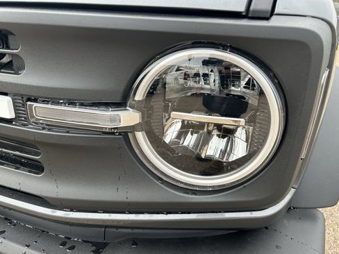 New 2025 Ford Bronco Base image 10