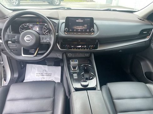 Used 2021 Nissan Rogue SV w/ Premium Package AWD/4WD image 13