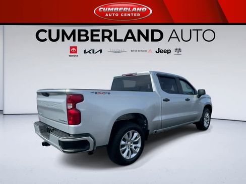 Used 2022 Chevrolet Silverado 1500 Custom AWD/4WD image 8