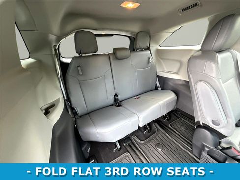Used 2024 Toyota Sienna XLE AWD/4WD image 26