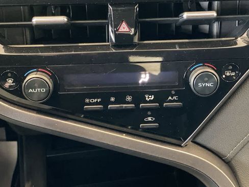 Used 2022 Toyota Camry LE w/ Cold Weather Package image 21