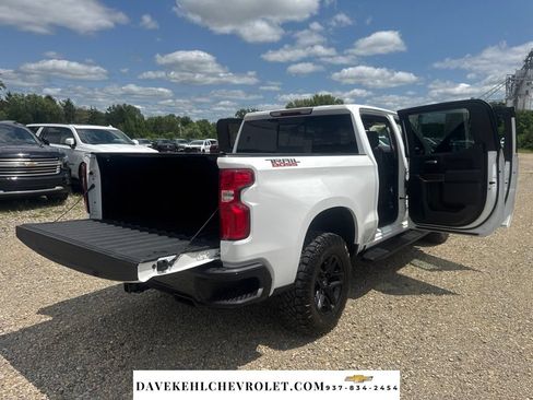 Used 2020 Chevrolet Silverado 1500 LT Trail Boss AWD/4WD image 43