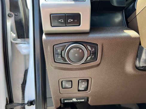Used 2018 Ford F350 King Ranch w/ King Ranch Ultimate Package AWD/4WD image 23