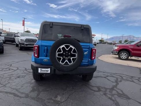 Used 2024 Ford Bronco Outer Banks AWD/4WD image 6