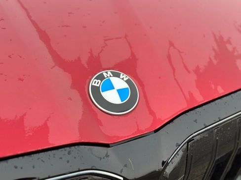 New 2026 BMW 530i xDrive w/ M Sport Package AWD/4WD image 11