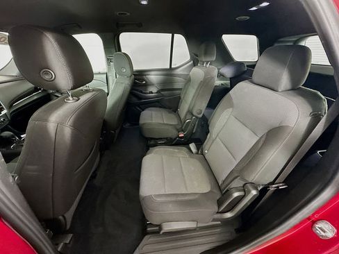 Used 2023 Chevrolet Traverse LT image 33