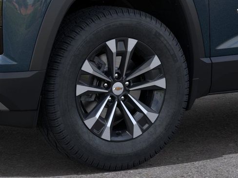 New 2026 Chevrolet Equinox LT w/ Convenience Package II image 9