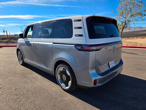 New 2025 Volkswagen ID. Buzz Pro S Plus RWD image 3