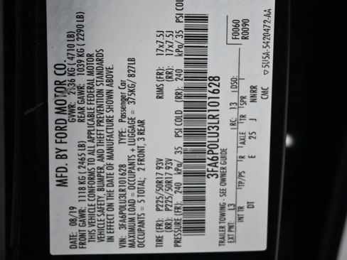 Used 2020 Ford Fusion SE image 11