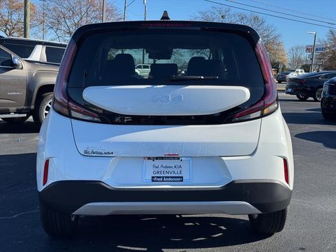 New 2025 Kia Soul LX image 4