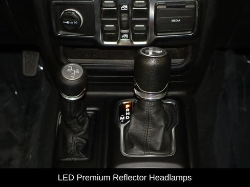 Used 2023 Jeep Wrangler Unlimited w/ Cold Weather Group AWD/4WD image 27