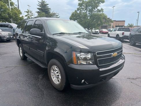 Used 2013 Chevrolet Suburban 2500 LT AWD/4WD image 22