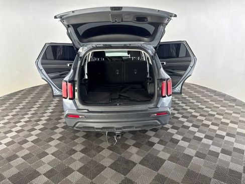 Certified 2023 Kia Sorento LX FWD image 17