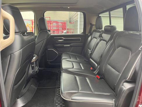 Used 2019 RAM 1500 Laramie image 25