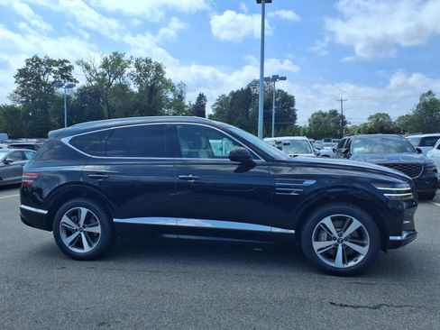 Used 2023 Genesis GV80 2.5T w/ Advanced Package AWD/4WD image 6