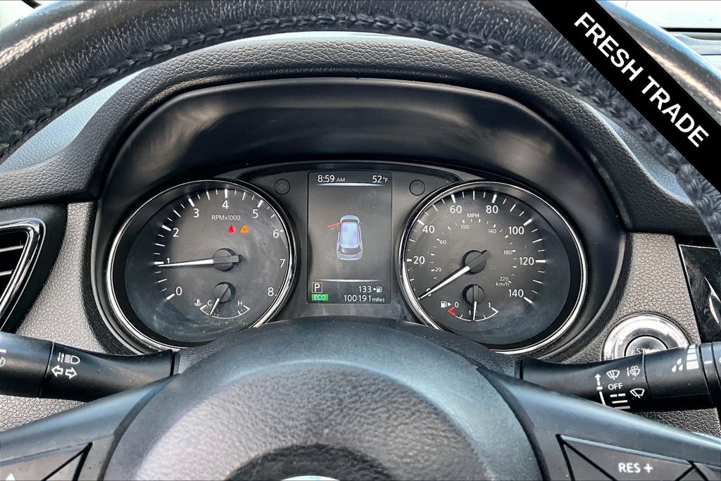 Used 2017 Nissan Rogue SL w/ SL Premium Package FWD image 10