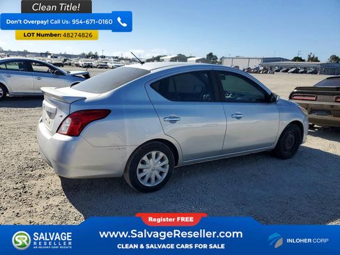 Used 2017 Nissan Versa SV FWD image 4
