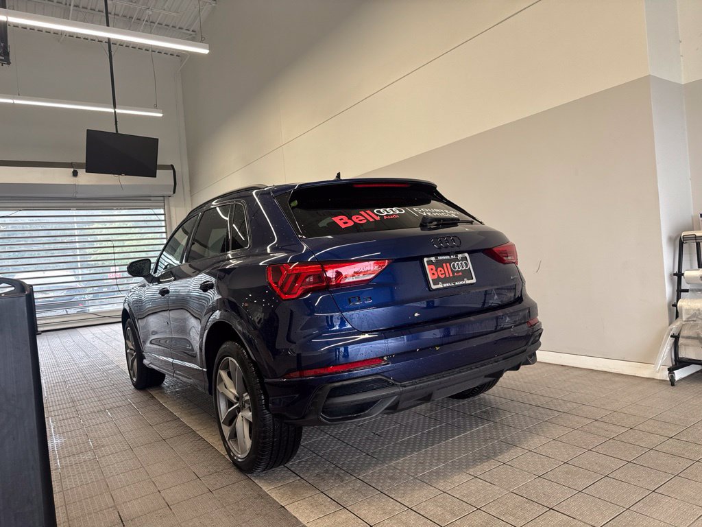 Used 2025 Audi Q3 2.0T Premium w/ Convenience Package AWD/4WD image 5