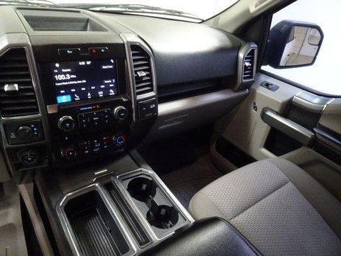 Used 2018 Ford F150 XLT w/ Equipment Group 302A Luxury AWD/4WD image 30