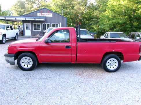 Used 2006 Chevrolet Silverado 1500 LT w/ Light Duty Power Package AWD/4WD image 9