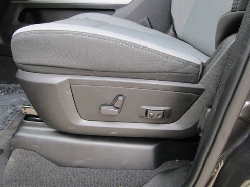 New 2024 RAM 2500 Big Horn w/ Towing Technology Group image 11