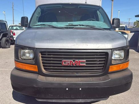 Used 2015 GMC Savana 3500 image 20