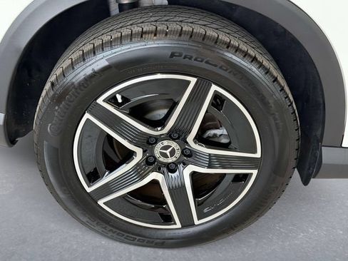 Used 2026 Mercedes-Benz GLC 300 4MATIC image 8