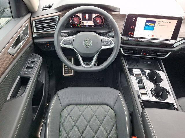 New 2025 Volkswagen Atlas SEL Premium R-Line AWD/4WD image 7