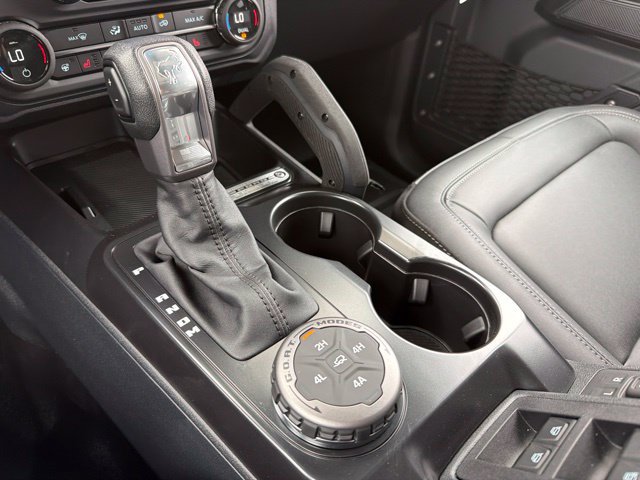 New 2026 Ford Bronco Badlands w/ Sasquatch Package AWD/4WD image 18