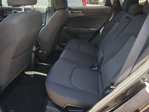 Used 2023 Kia Sportage LX FWD image 23
