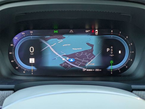 Used 2025 Volvo S90 B6 Plus image 28