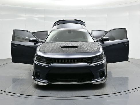 Used 2019 Dodge Charger R/T image 30