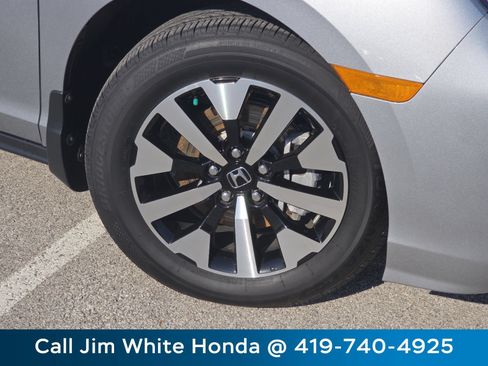 Certified 2026 Honda Odyssey EX-L image 11