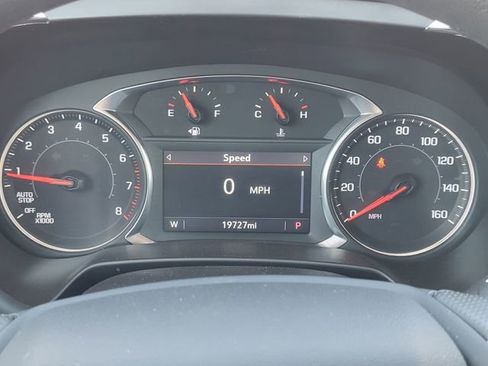 Used 2025 Chevrolet Blazer LT AWD/4WD image 10
