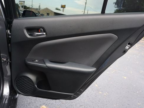 Used 2017 Toyota Prius Prime Advanced FWD image 17