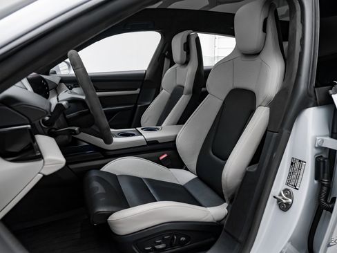 Used 2023 Porsche Taycan GTS w/ Premium Package image 34