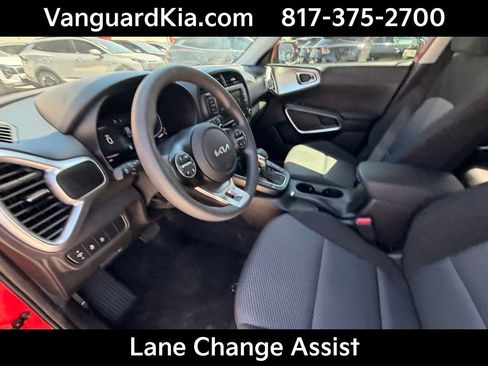 Certified 2024 Kia Soul LX w/ Option Group 015 FWD image 14