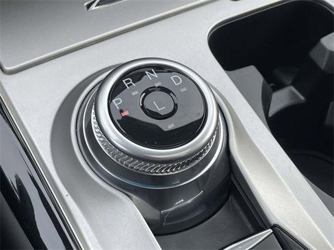 Used 2023 Ford Explorer ST-Line w/ Class IV Trailer Tow Package image 31