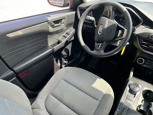 Used 2022 Ford Escape S AWD/4WD image 19