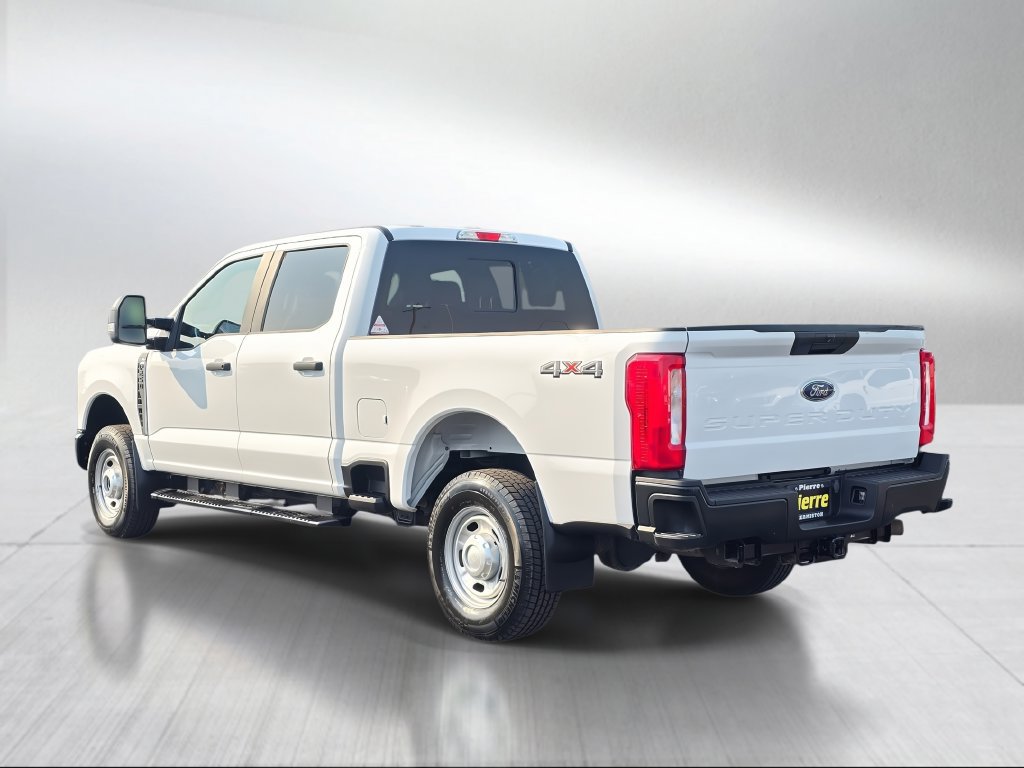 Used 2023 Ford F250 XL AWD/4WD image 4