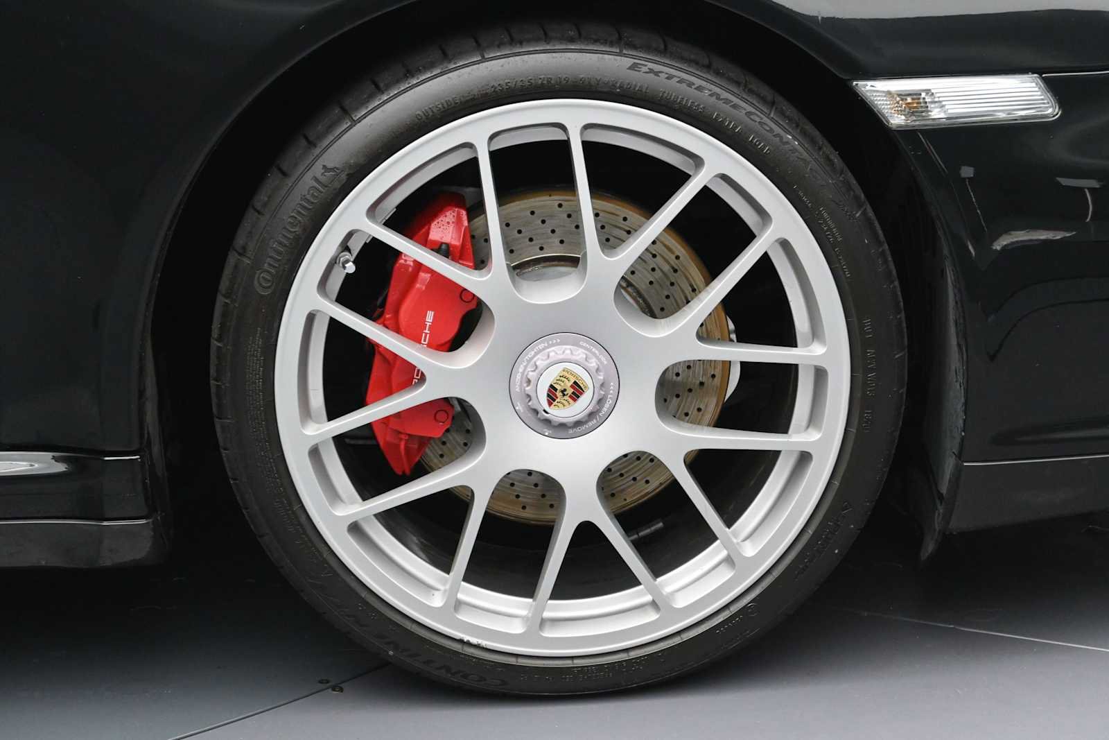 Used 2012 Porsche 911 Carrera 4 GTS AWD/4WD image 21