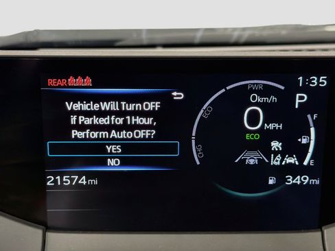 Used 2025 Toyota Prius FWD image 19