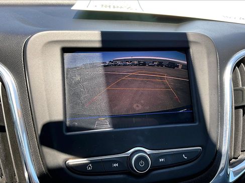 Used 2020 Chevrolet Equinox LT FWD image 22