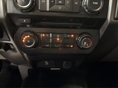Used 2016 Ford F150 XLT w/ Equipment Group 301A Mid AWD/4WD image 20