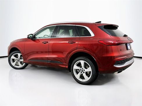 New 2025 Audi Q5 2.0T Premium Plus image 6