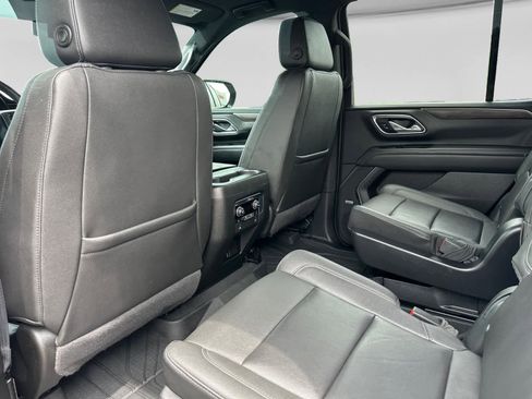 Used 2022 Chevrolet Tahoe Z71 w/ Z71 Off-Road Package AWD/4WD image 30