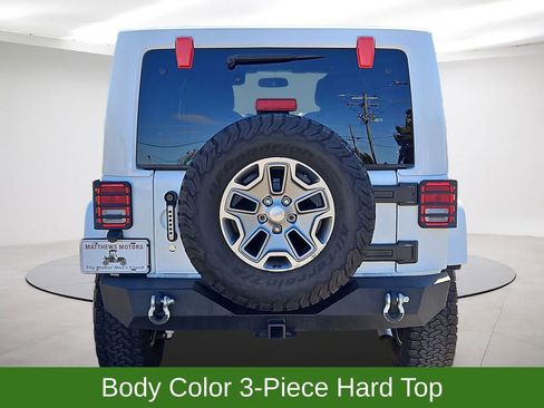 Used 2017 Jeep Wrangler Unlimited Rubicon w/ Connectivity Group image 6