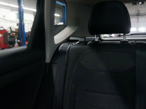 Certified 2025 Volkswagen Taos SE image 57