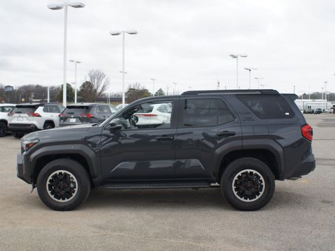 Certified 2025 Toyota 4Runner TRD Off-Road Premium w/ Tow Technology Package image 13