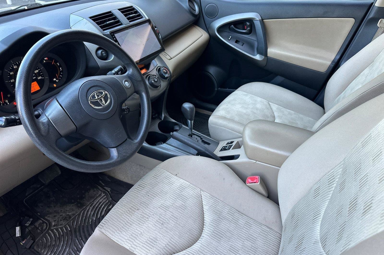 Used 2011 Toyota RAV4 4WD w/ Base L4 Extra Value Pkg image 9